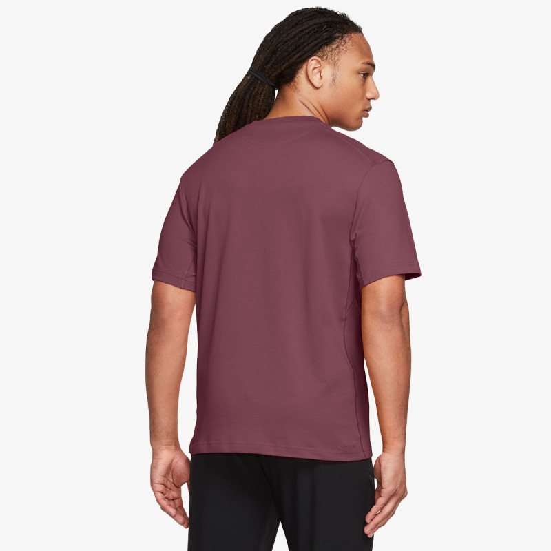 Dri-FIT Primary 