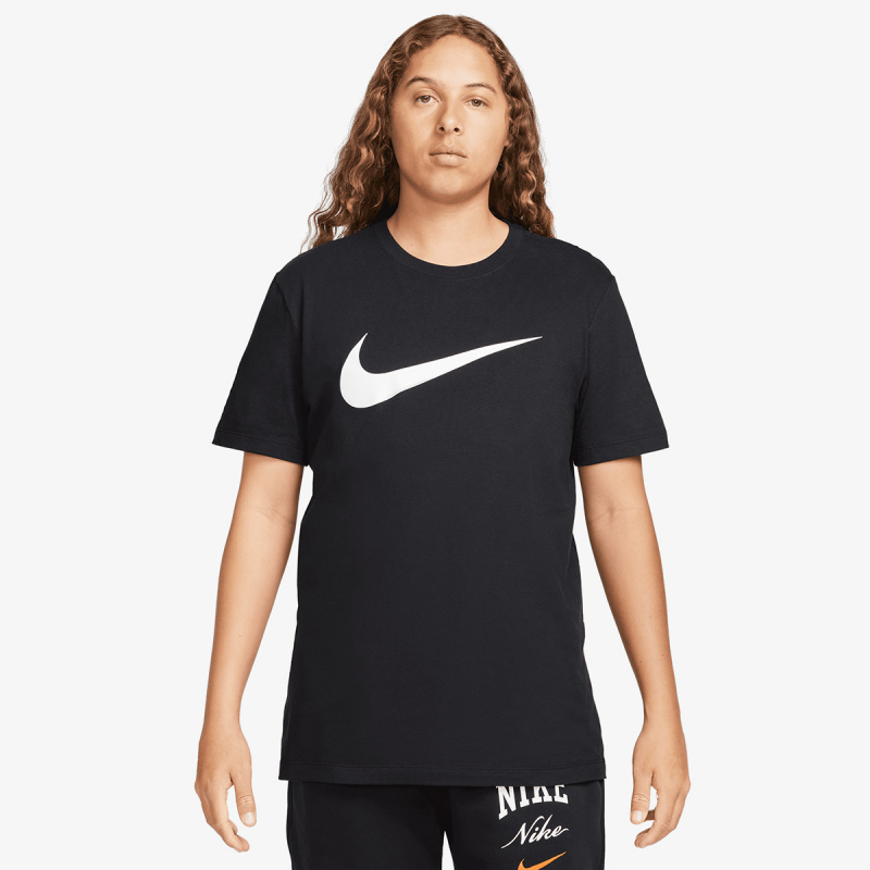 Nike M NSW TEE GOOD CHEST SWSH FS 