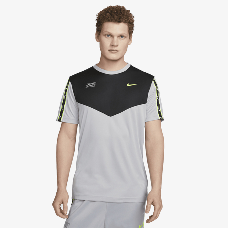 Nike Sportswear Repeat 