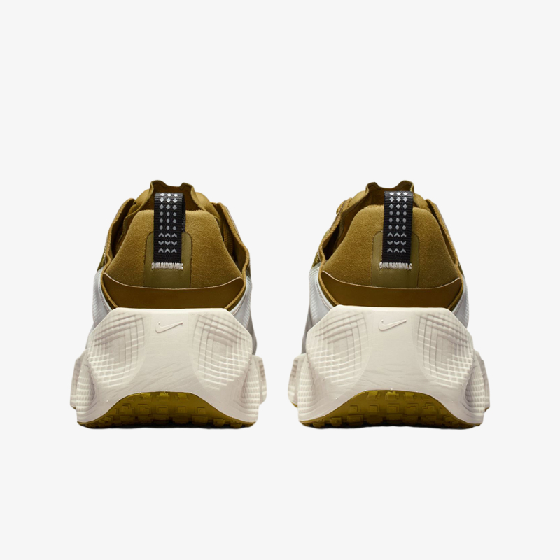 Nike Ava Rover 