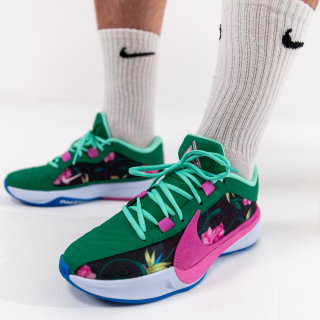 Nike Freak 5 