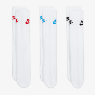 Sportswear Everyday Essential 