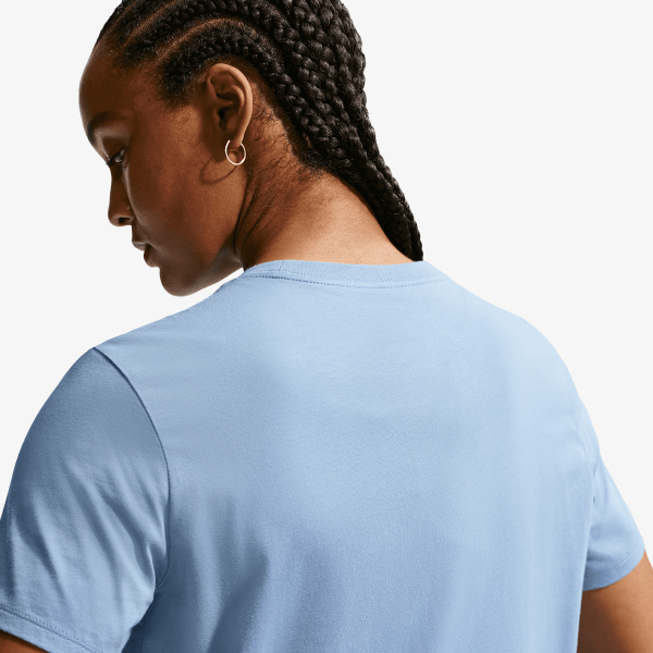 Nike Sportswear Club Essential 