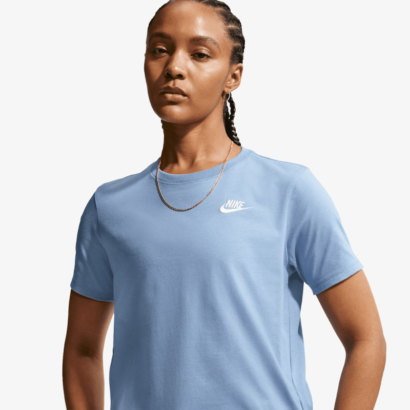Nike Sportswear Club Essential 