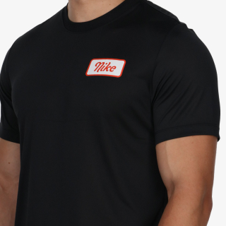 NIKE BODY SHOP 2 