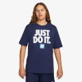 Nike Sportswear 