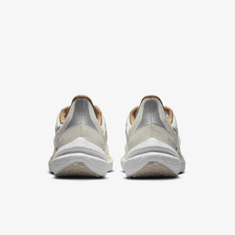 Nike WMNS NIKE AIR WINFLO 9 SHIELD 