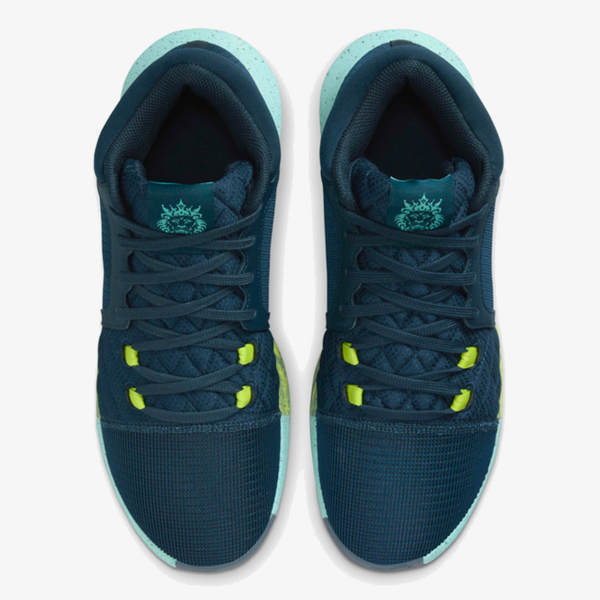 Nike LeBron Witness VIII 