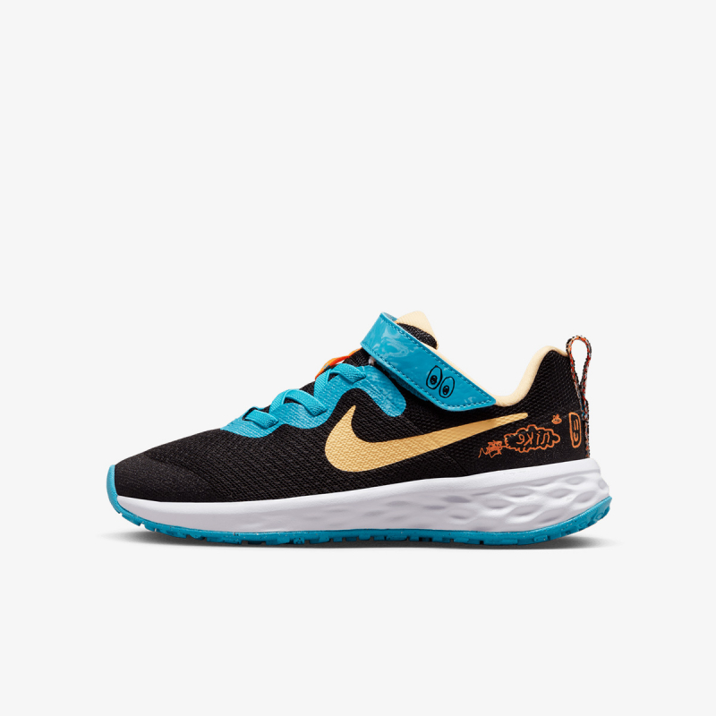 Nike Revolution 6 FlyEase 