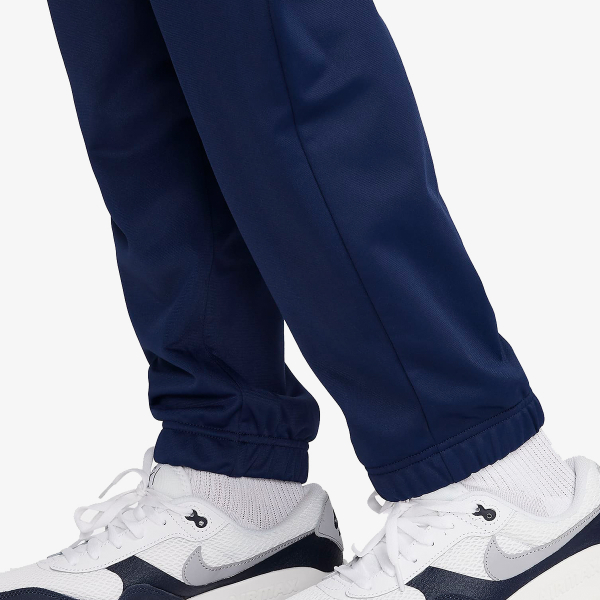 Nike Club 
