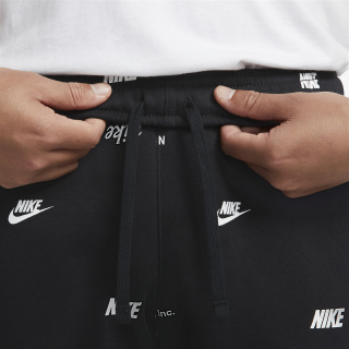 NIKE Club Fleece+ 