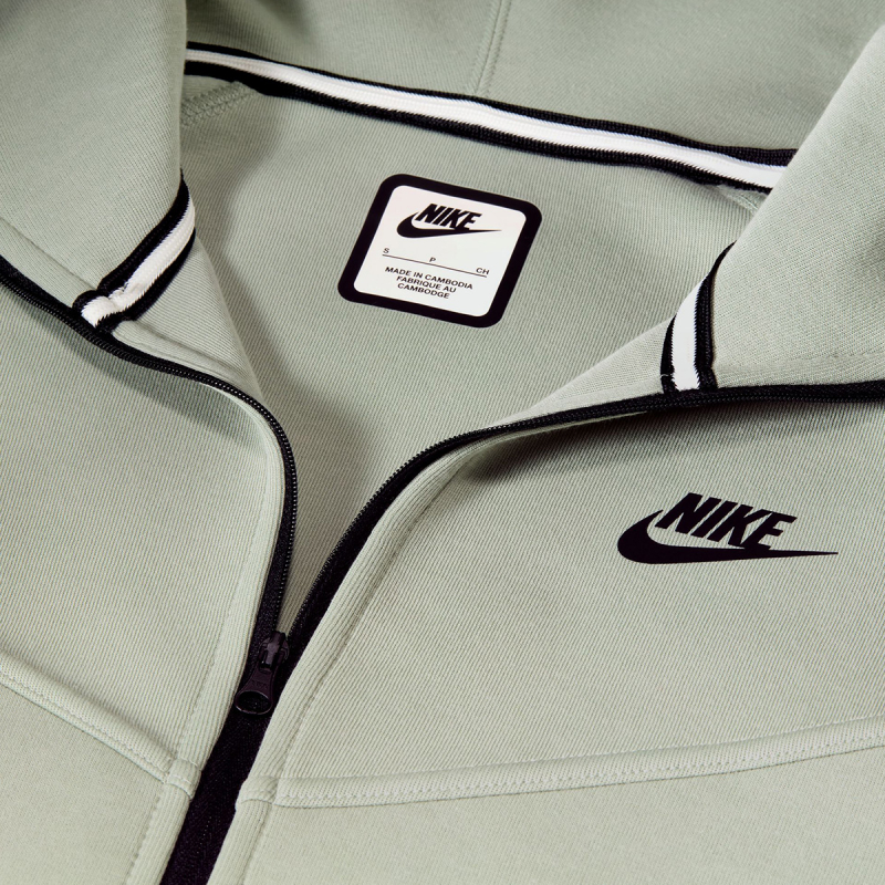 Nike Sportswear Tech Fleece 