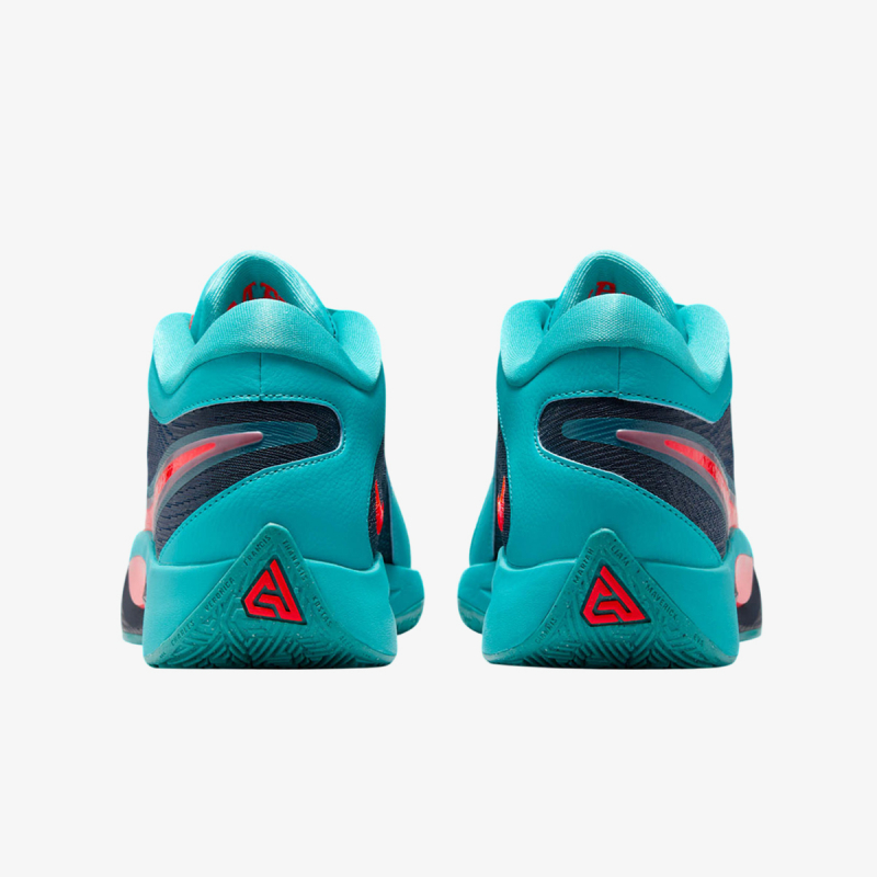 Nike Giannis Freak 6 
