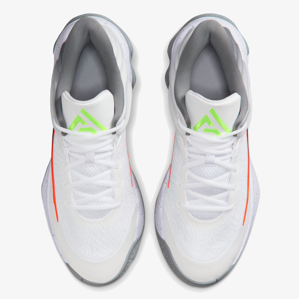 Nike Giannis Immortality 4 