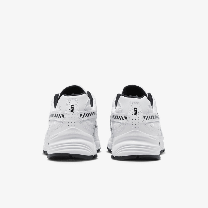 Nike Initiator 