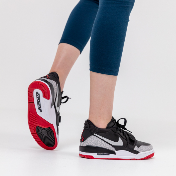 Nike Air Jordan Legacy 312 