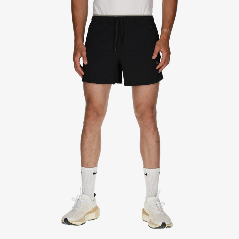 Nike Running Division 