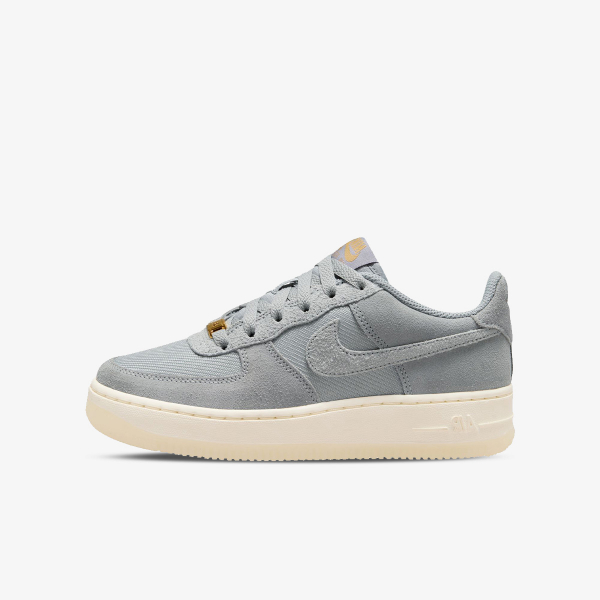 Nike Air Force 1 Lv8 3 