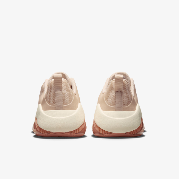 Nike Air Zoom Bella 7 