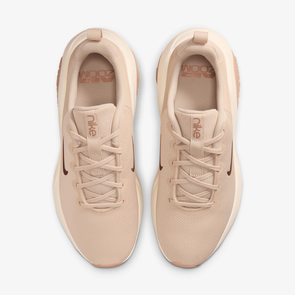 Nike Air Zoom Bella 7 