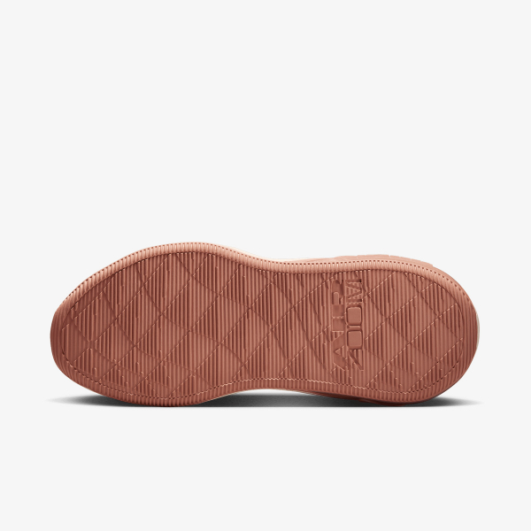 Nike Air Zoom Bella 7 