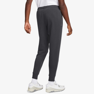 Nike Liverpool F.C. Standard Issue Third 