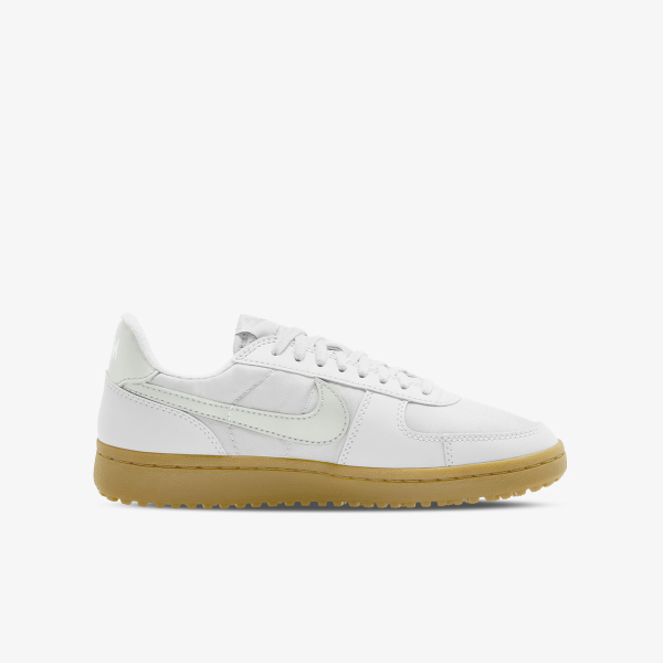 WMNS NIKE FIELD GENERAL 
