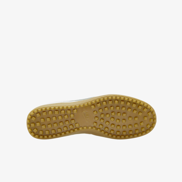 WMNS NIKE FIELD GENERAL 