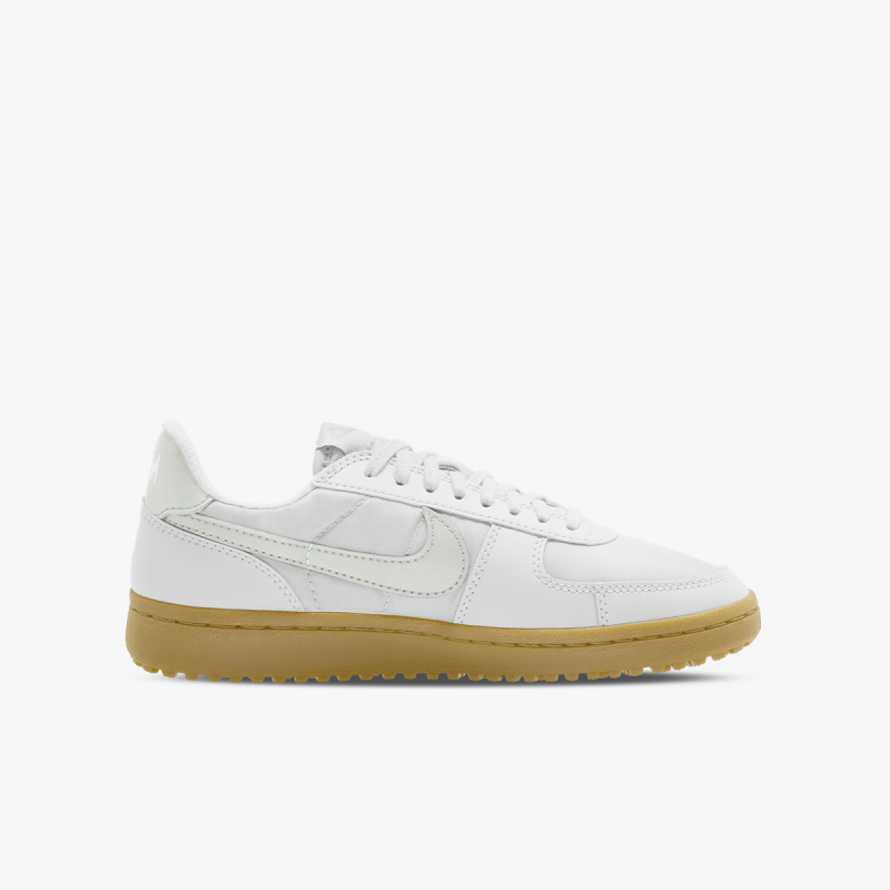 WMNS NIKE FIELD GENERAL 
