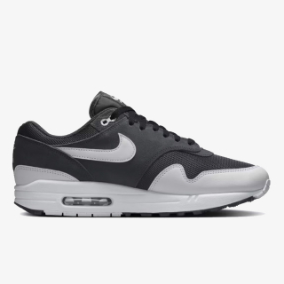 Nike Air Max 1 Essential 