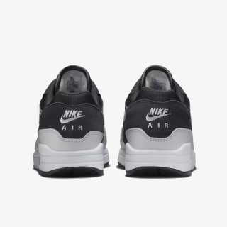 Nike Air Max 1 Essential 