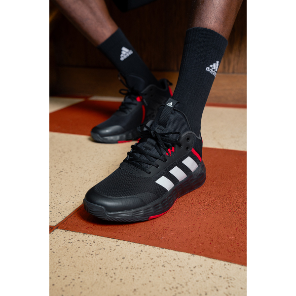 adidas OwnTheGame 2.0 