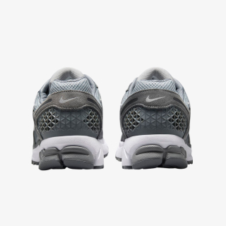 Nike Vomero 5 