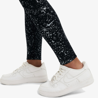 Nike One 