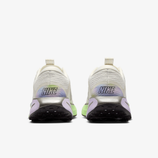 Nike WMNS NIKE MOTIVA SE 