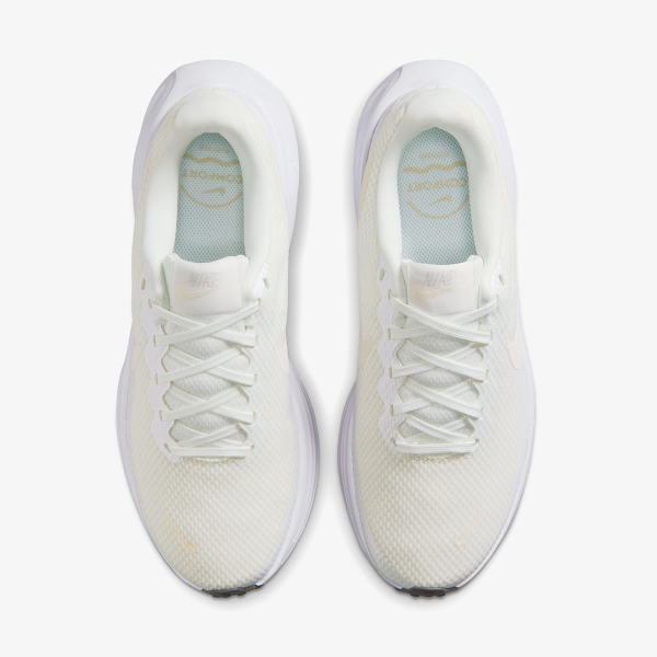 W NIKE REVOLUTION 8 