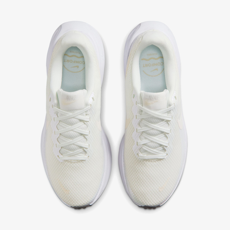 W NIKE REVOLUTION 8 