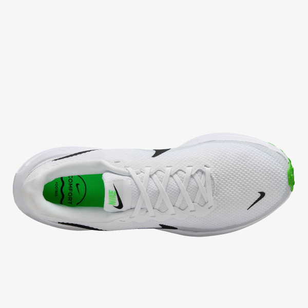 NIKE REVOLUTION 8 