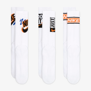 Nike Everyday Plus 