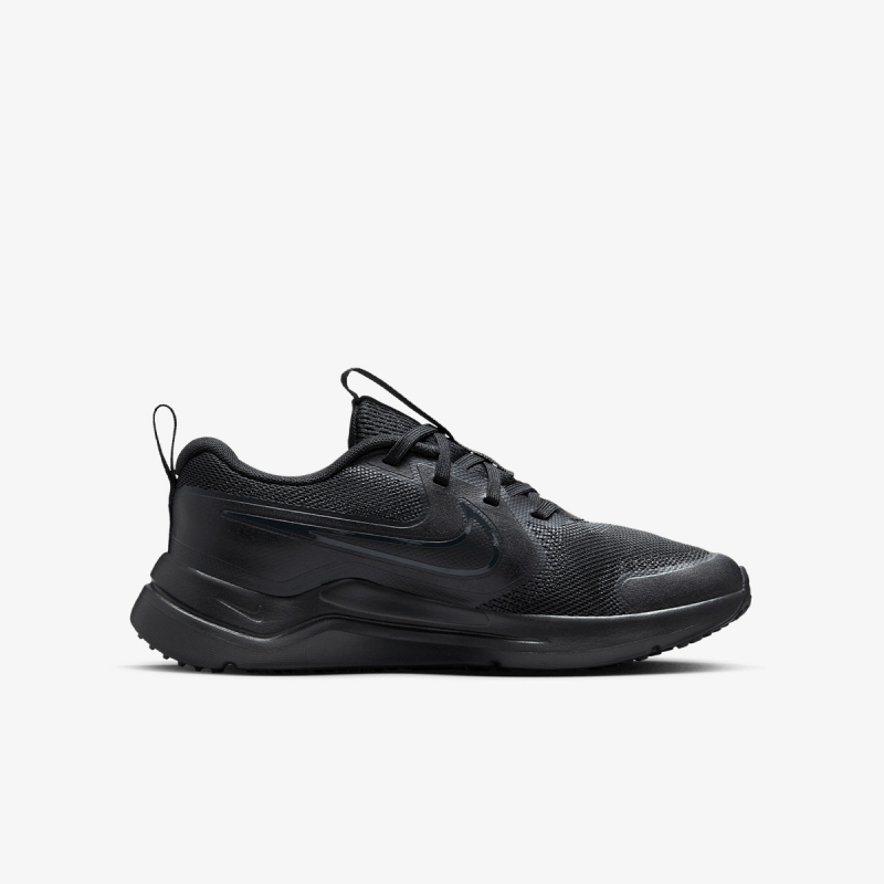 Nike Cosmic Runner 