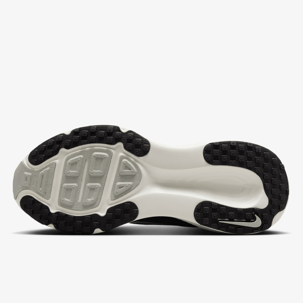 Nike Vomero 18 