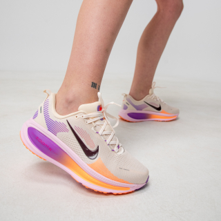 Nike Vomero 18 