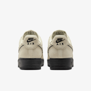 Nike Air Force 1 '07 LV8 