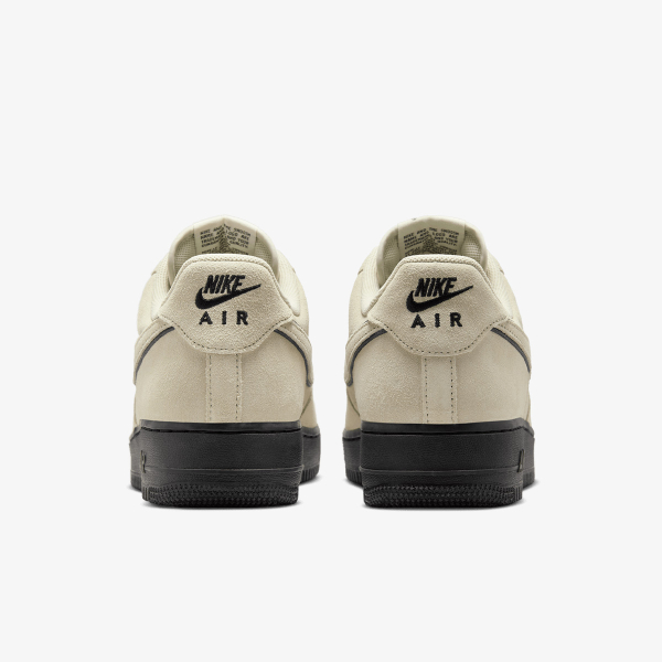 Nike Air Force 1 '07 LV8 