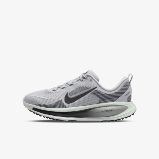 Nike Vomero 18 