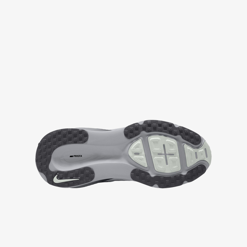Nike Vomero 18 