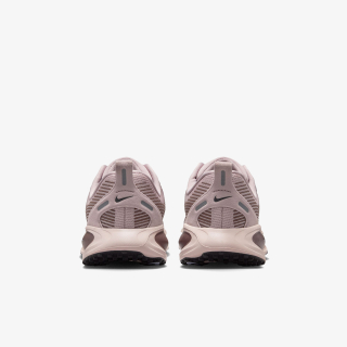 Nike Vomero 18 