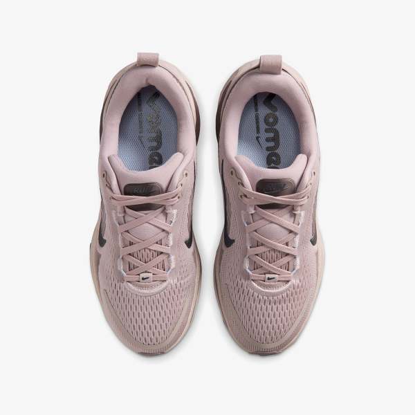 Nike Vomero 18 
