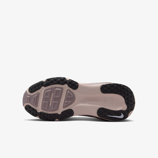 Nike Vomero 18 