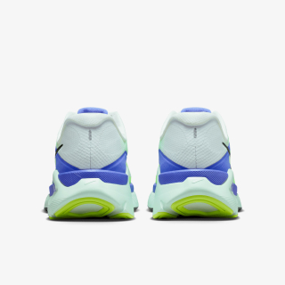 Nike Structure Plus 